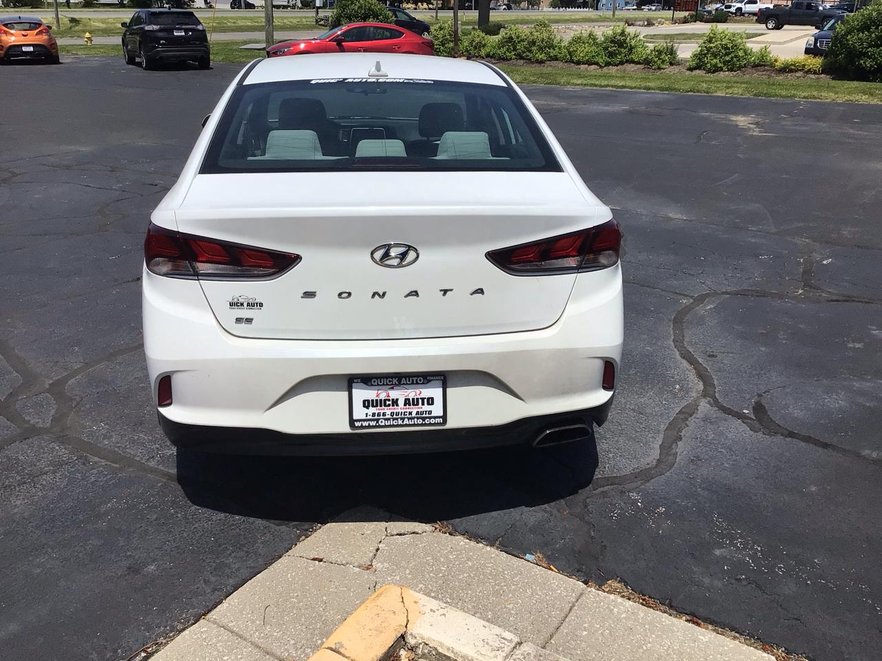 Hyundai Sonata SE 2.4L 2019