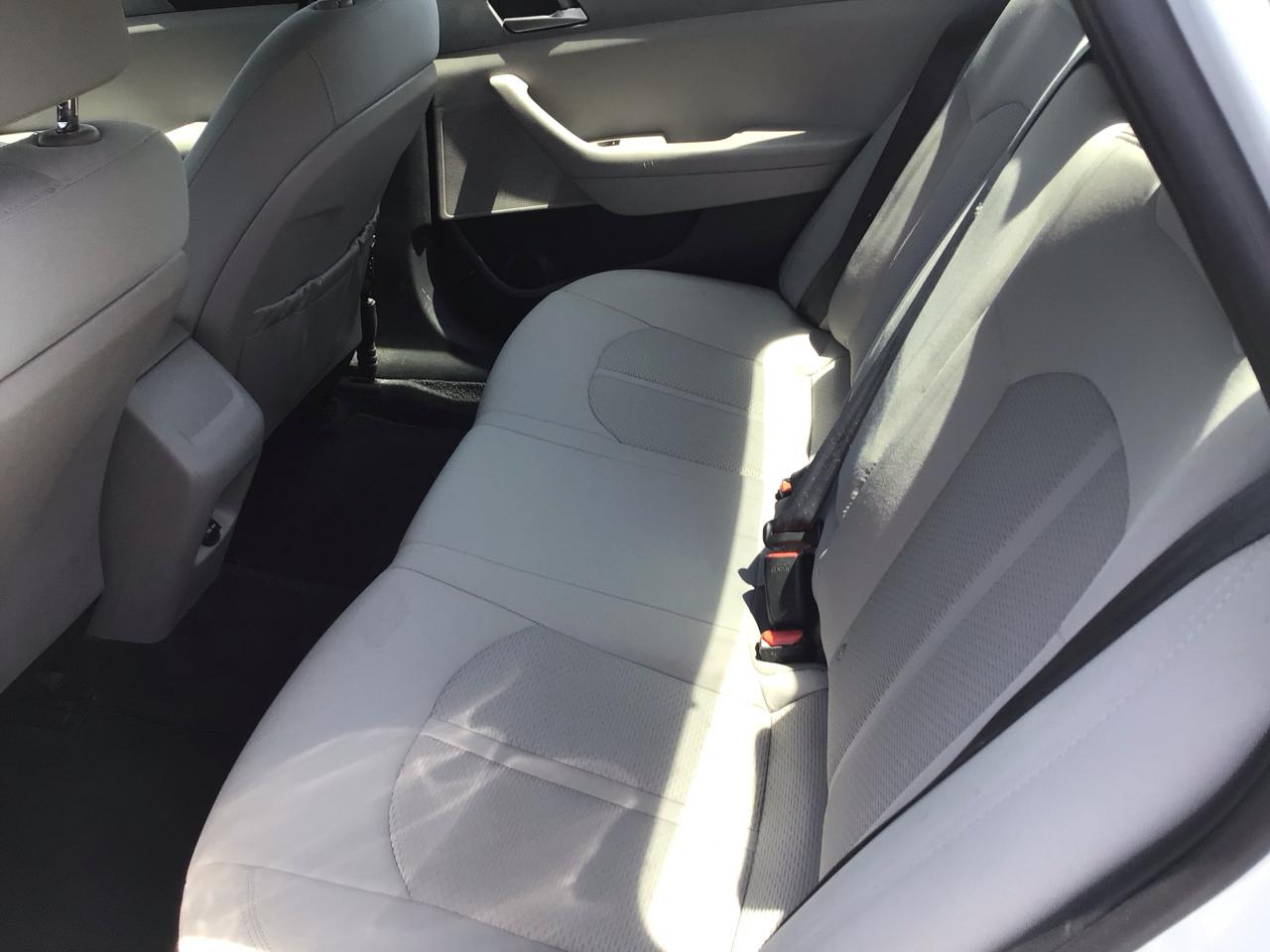 Hyundai Sonata SE 2.4L 2019