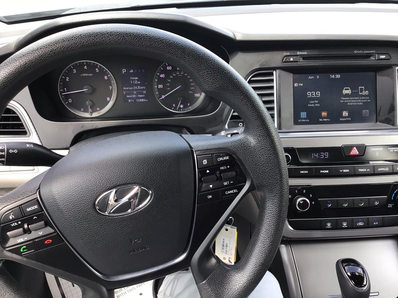 Hyundai Sonata 4dr Sdn 2.4L SE 2016