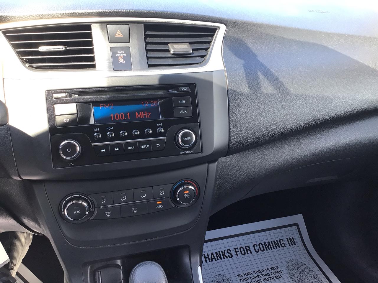 Nissan Sentra S CVT 2017