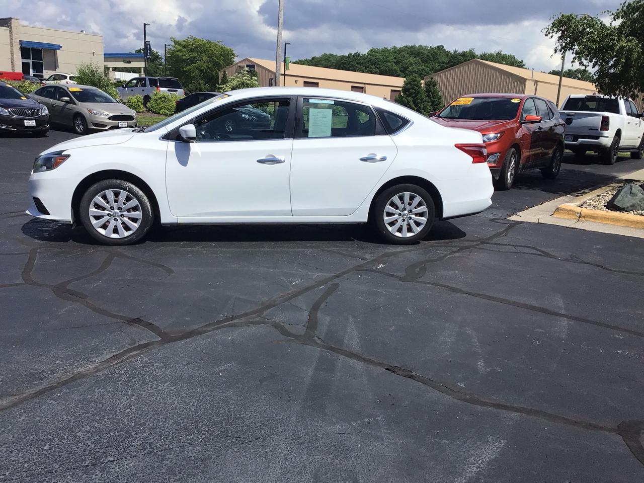 Nissan Sentra S CVT 2017