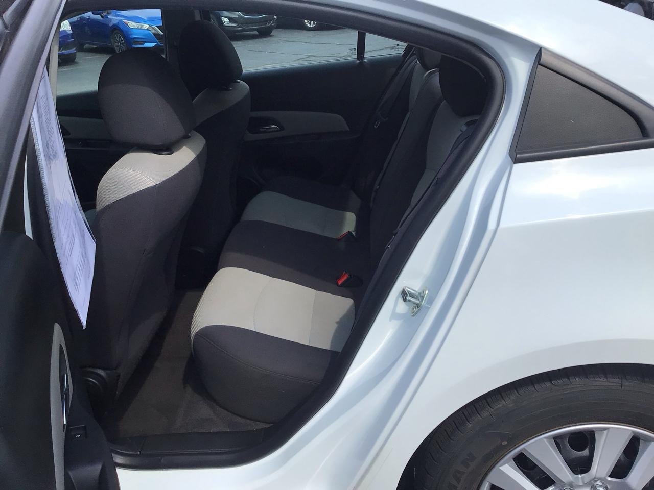 Chevrolet Cruze 4dr Sdn Auto LS 2015