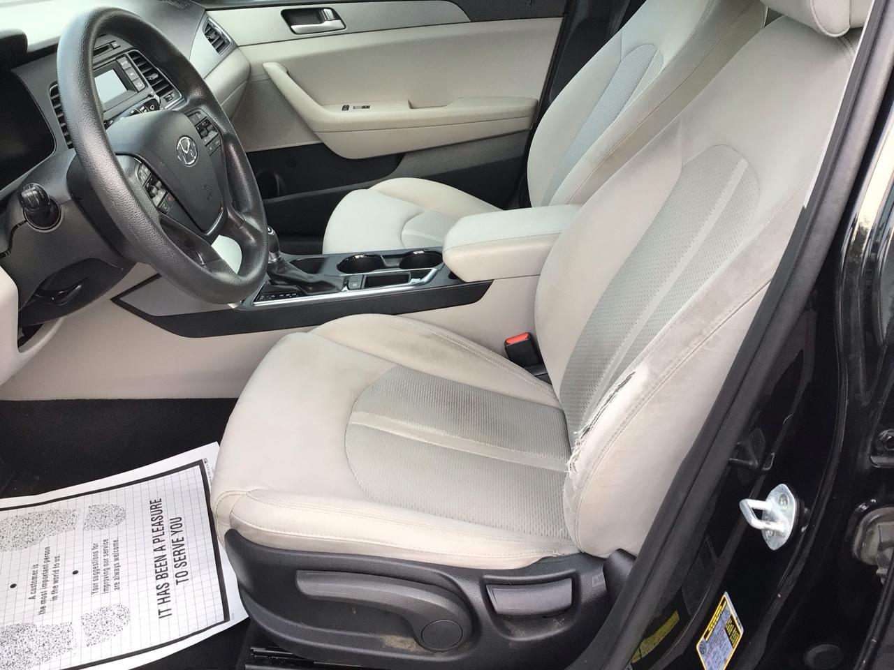Hyundai Sonata 4dr Sdn 2.4L SE 2015