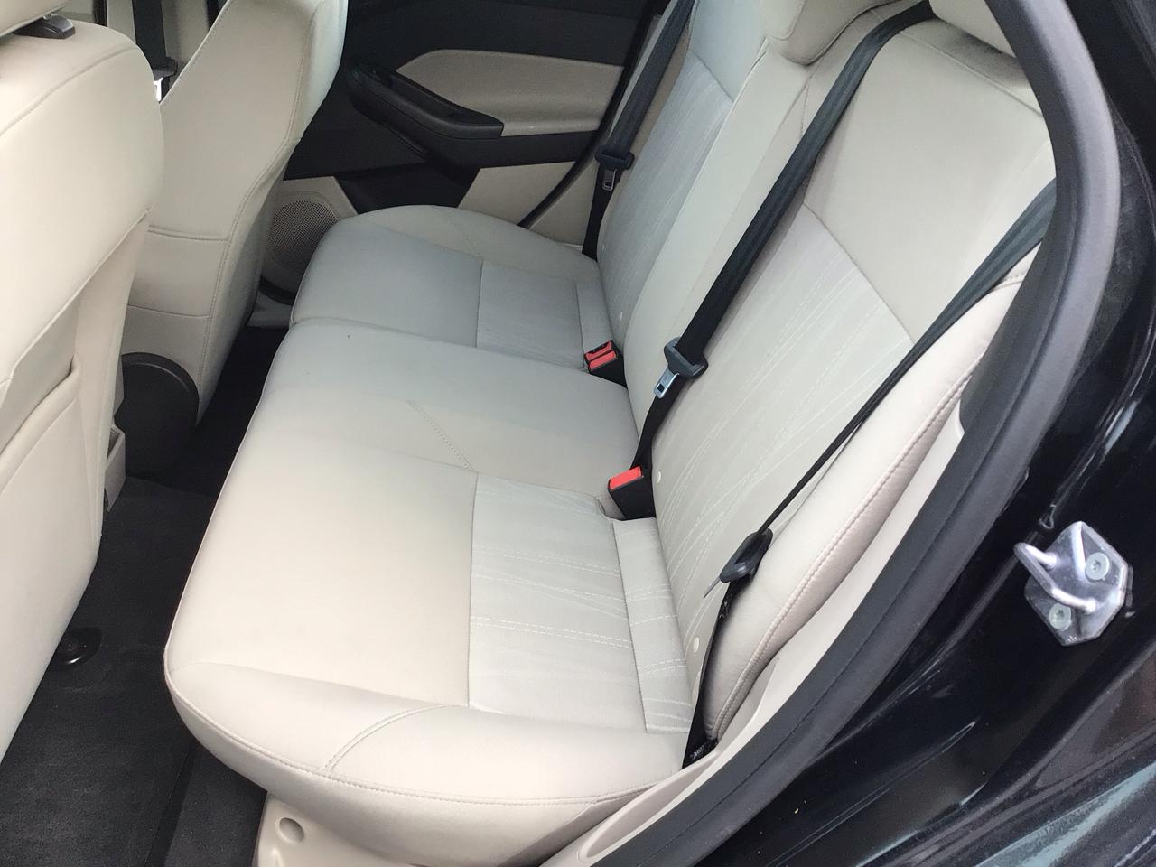 Ford Focus 5dr HB SE 2015