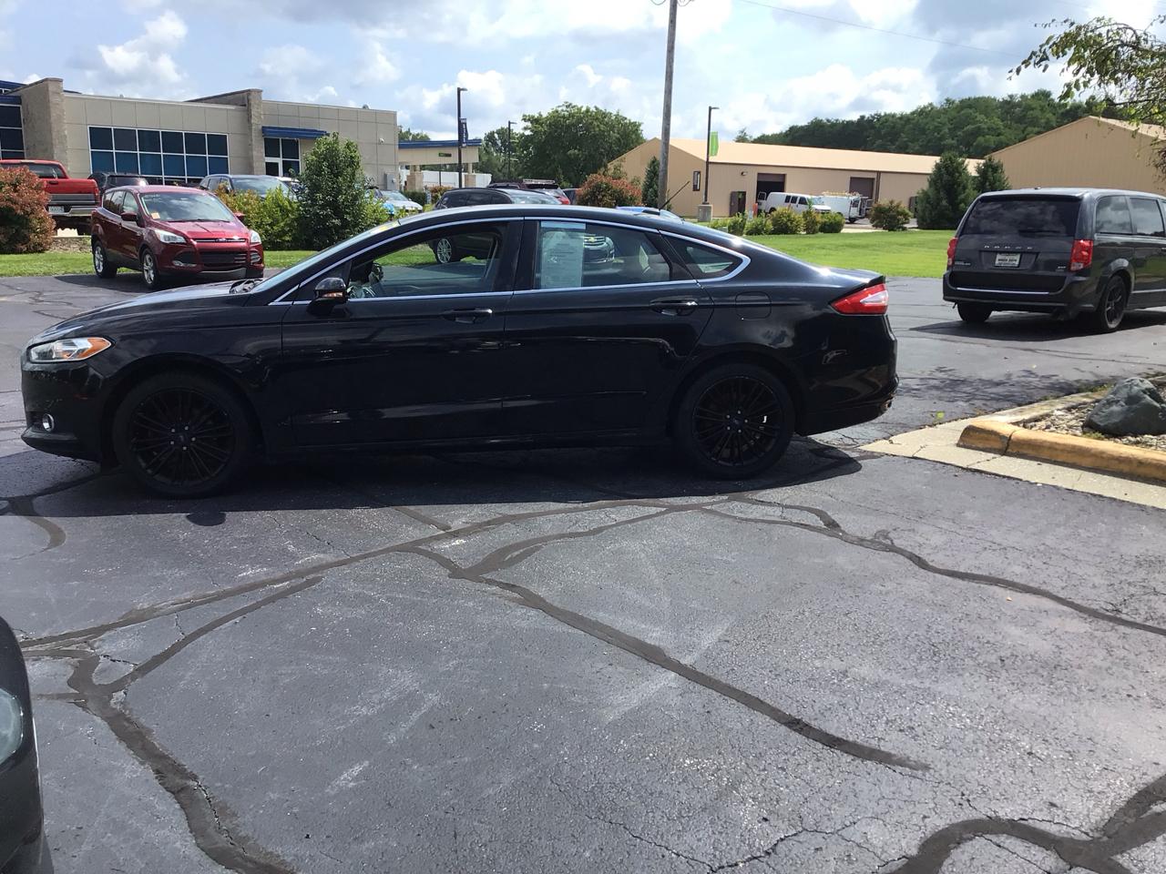 Ford Fusion 4dr Sdn SE AWD 2016