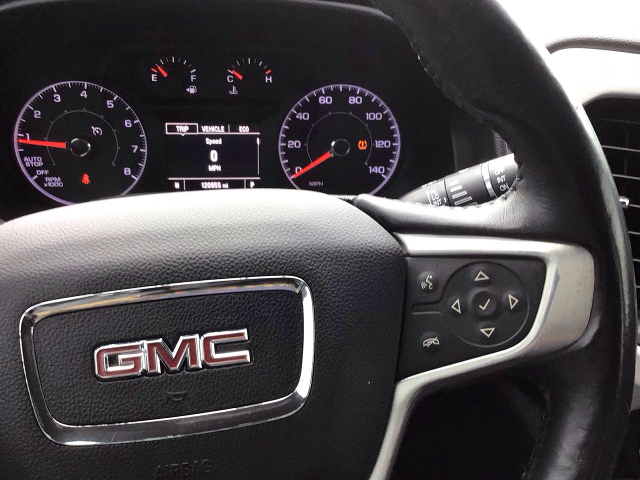GMC Acadia FWD 4dr SLE w/SLE-1 2017