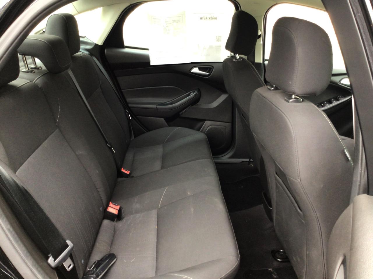 Ford Focus 4dr Sdn SE 2016