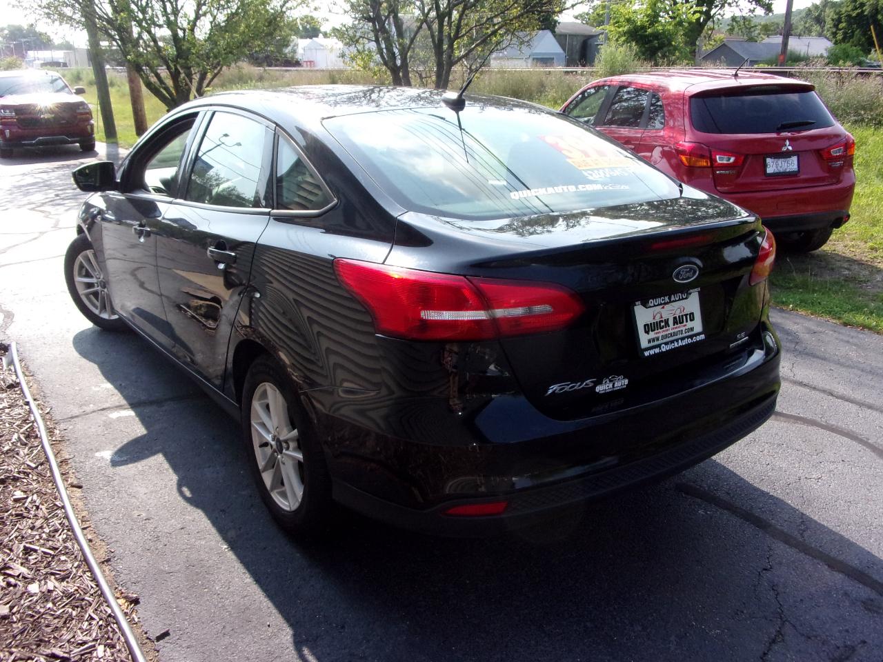 Ford Focus 4dr Sdn SE 2016