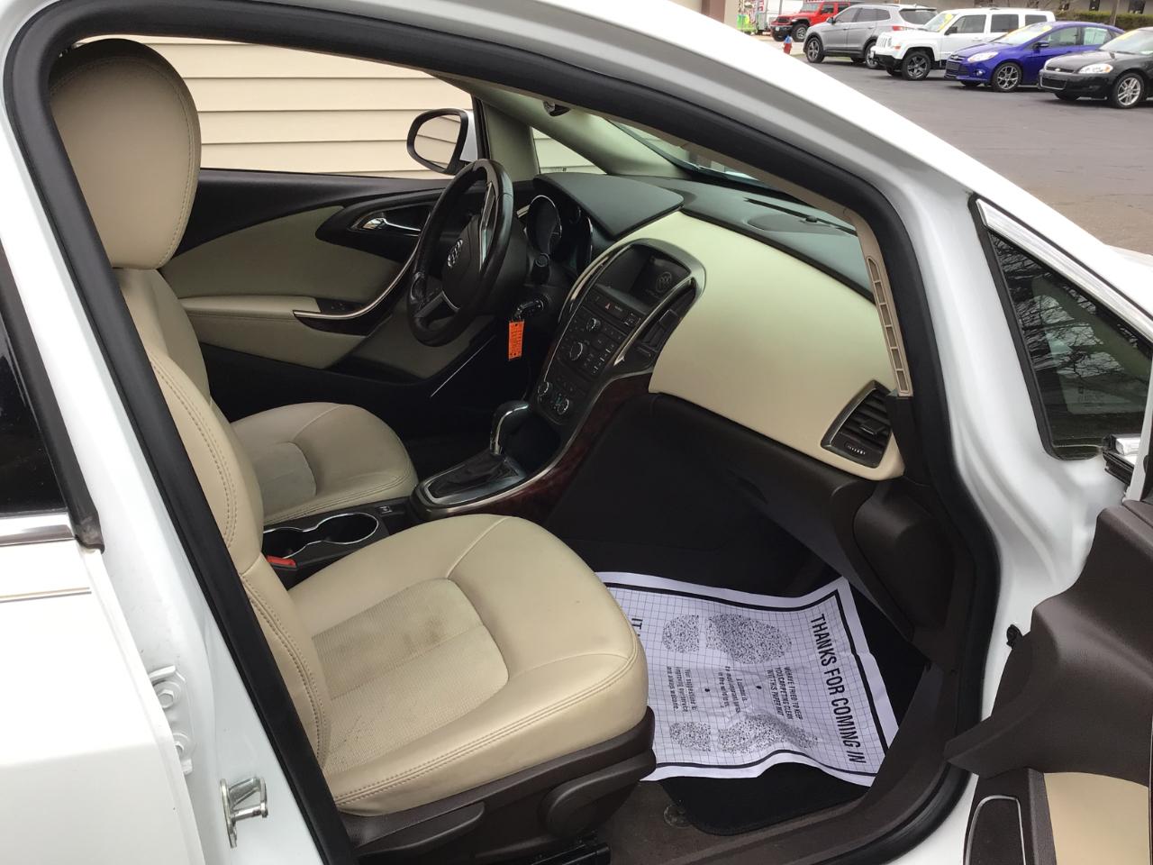 Buick Verano 4dr Sdn w/1SD 2015