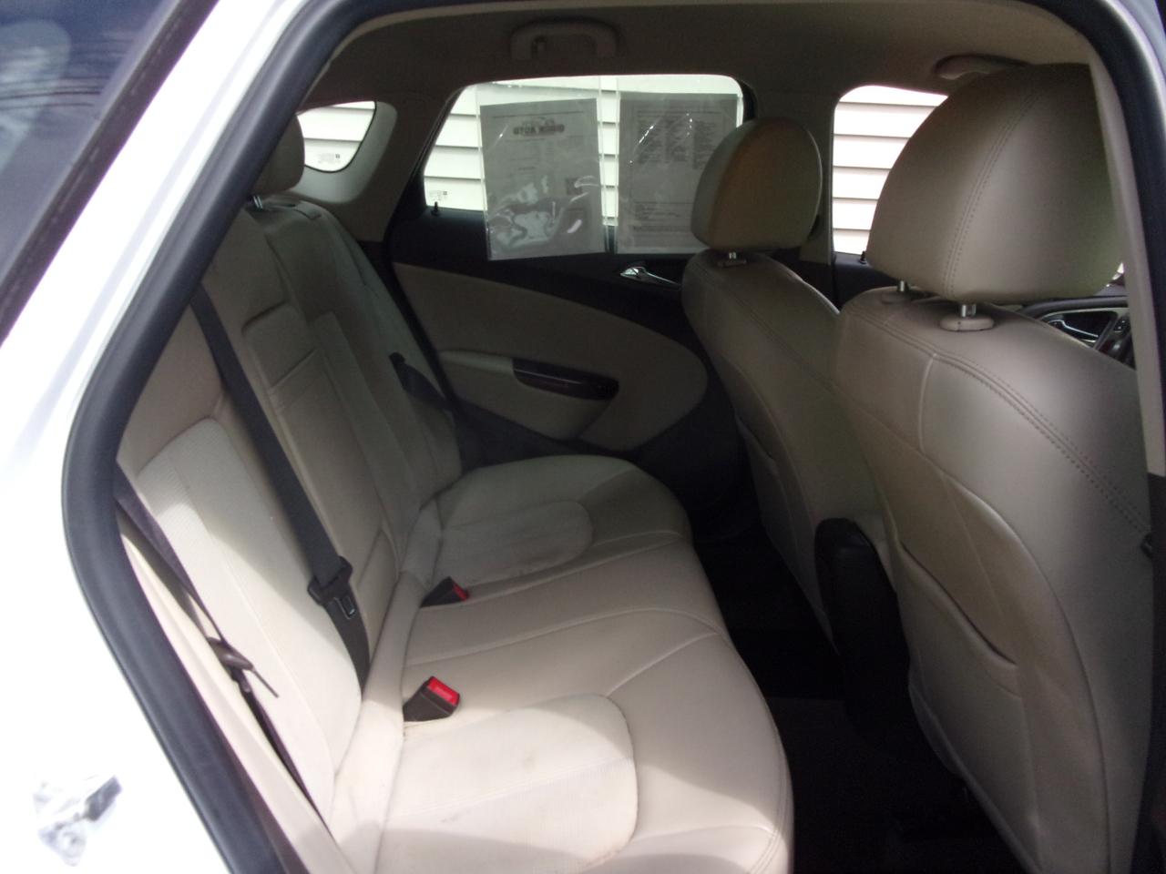 Buick Verano 4dr Sdn w/1SD 2015