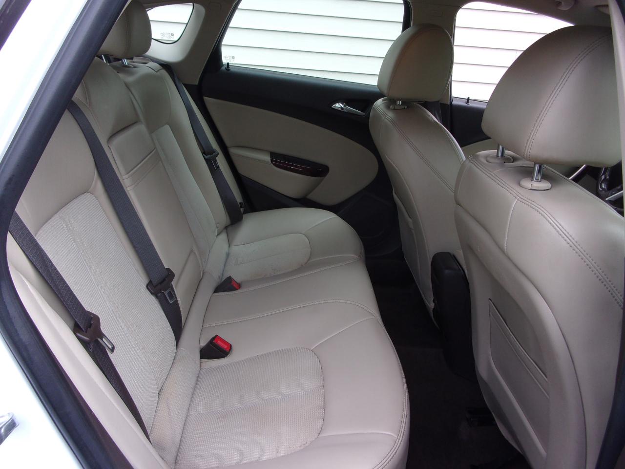Buick Verano 4dr Sdn w/1SD 2015