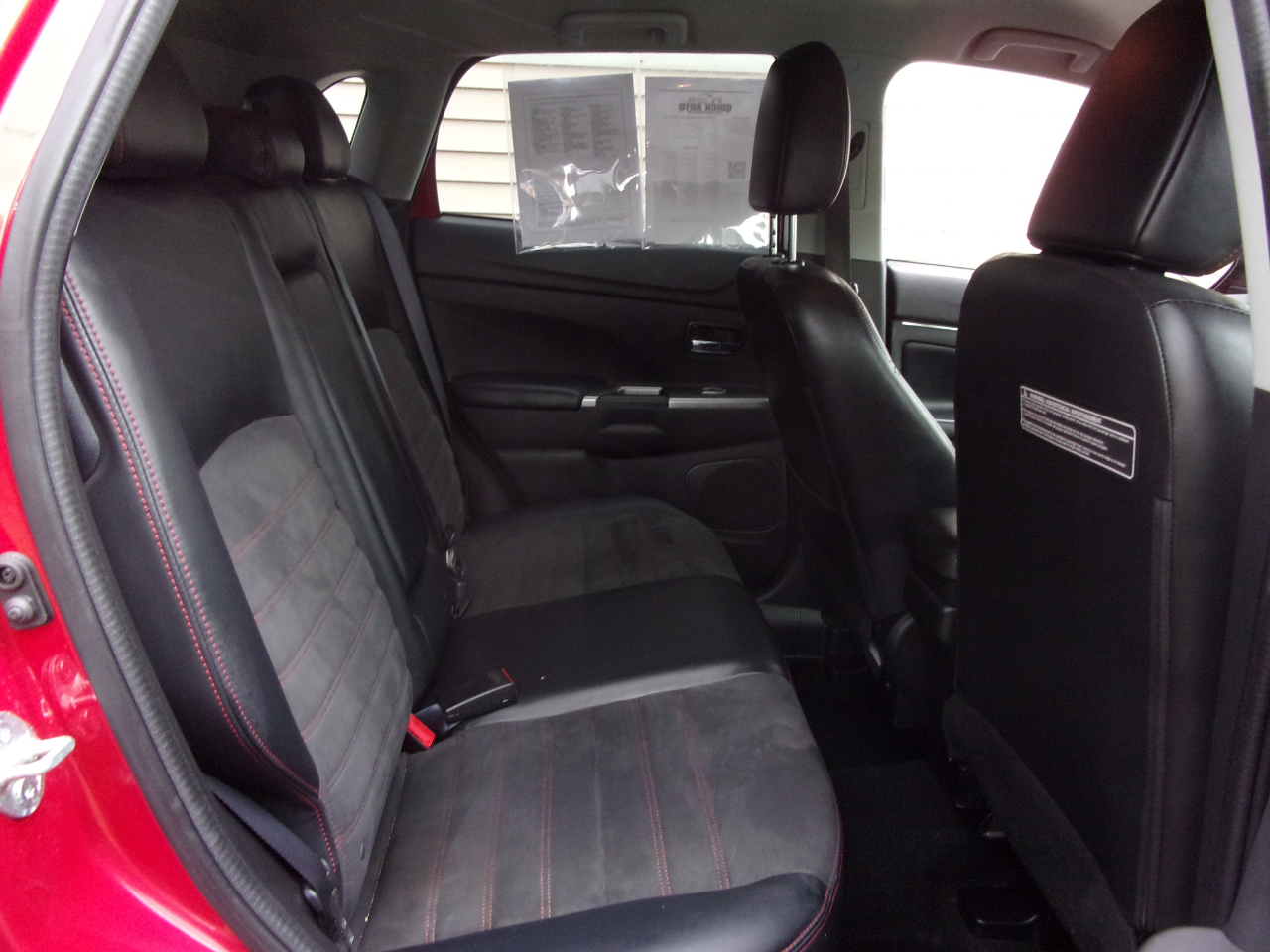 Mitsubishi Outlander Sport SE 2.4 CVT 2018 Mitsubishi Outlander Sport SE 2.4 CVT 2018