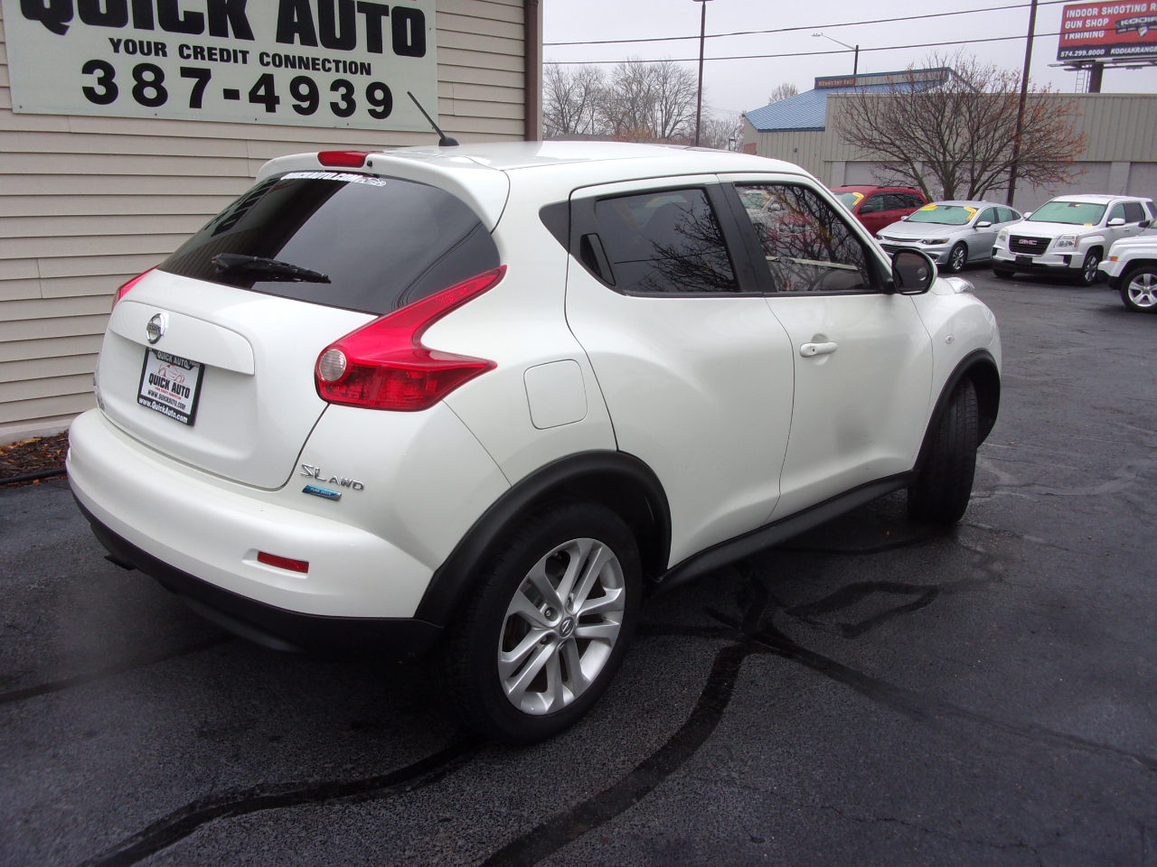 Nissan Juke 5dr Wgn CVT NISMO AWD 2013