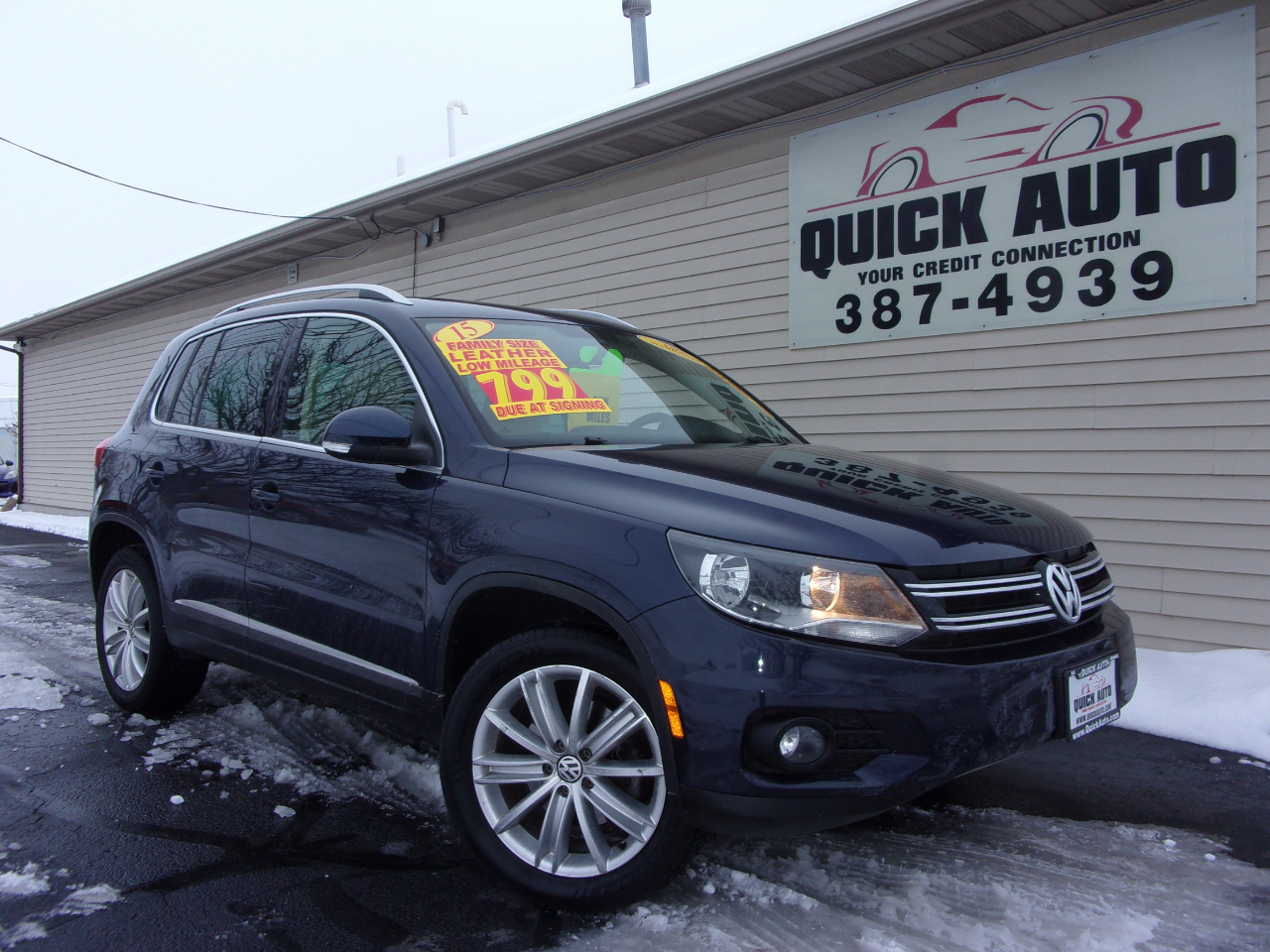 2015 Volkswagen Tiguan 2WD 4dr Auto R-Line