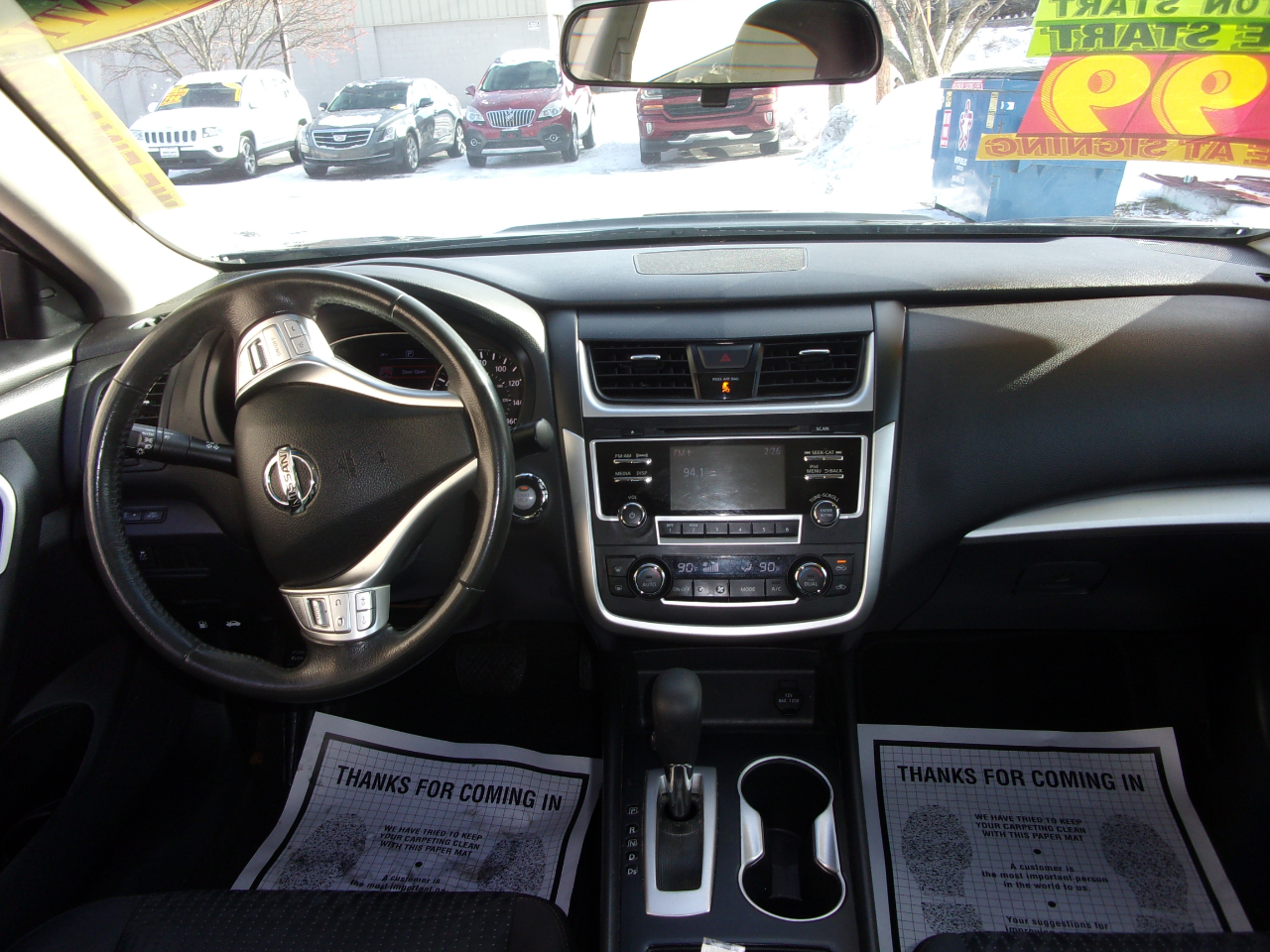 Nissan Altima 2.5 SV Sedan 2017