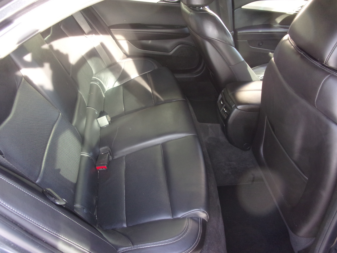 Cadillac ATS Sedan 4dr Sdn 2.0L Luxury AWD 2015