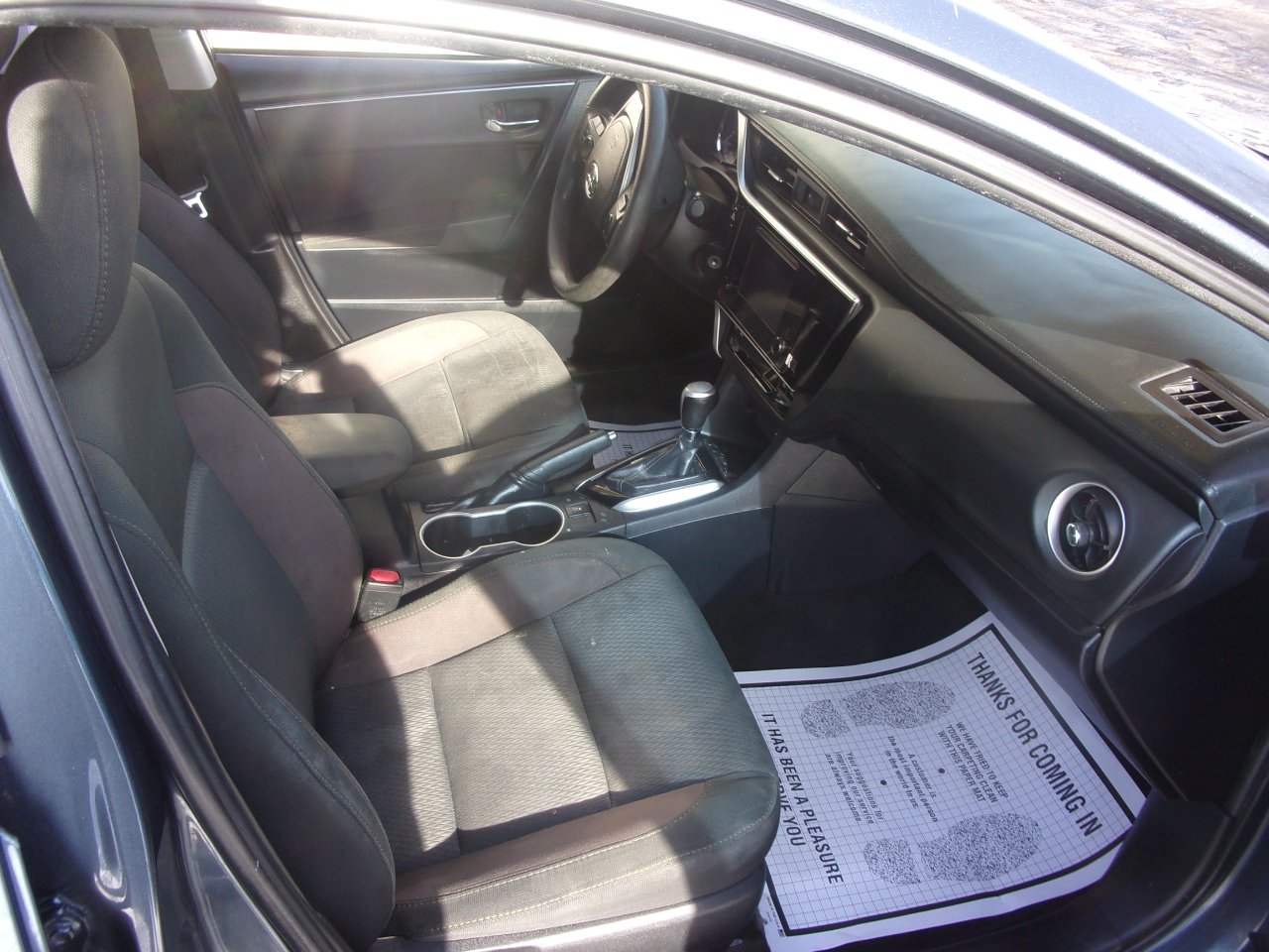 Toyota Corolla XLE CVT (Natl) 2019