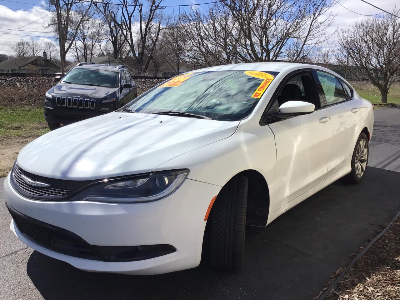 Chrysler 200 4dr Sdn S FWD 2016