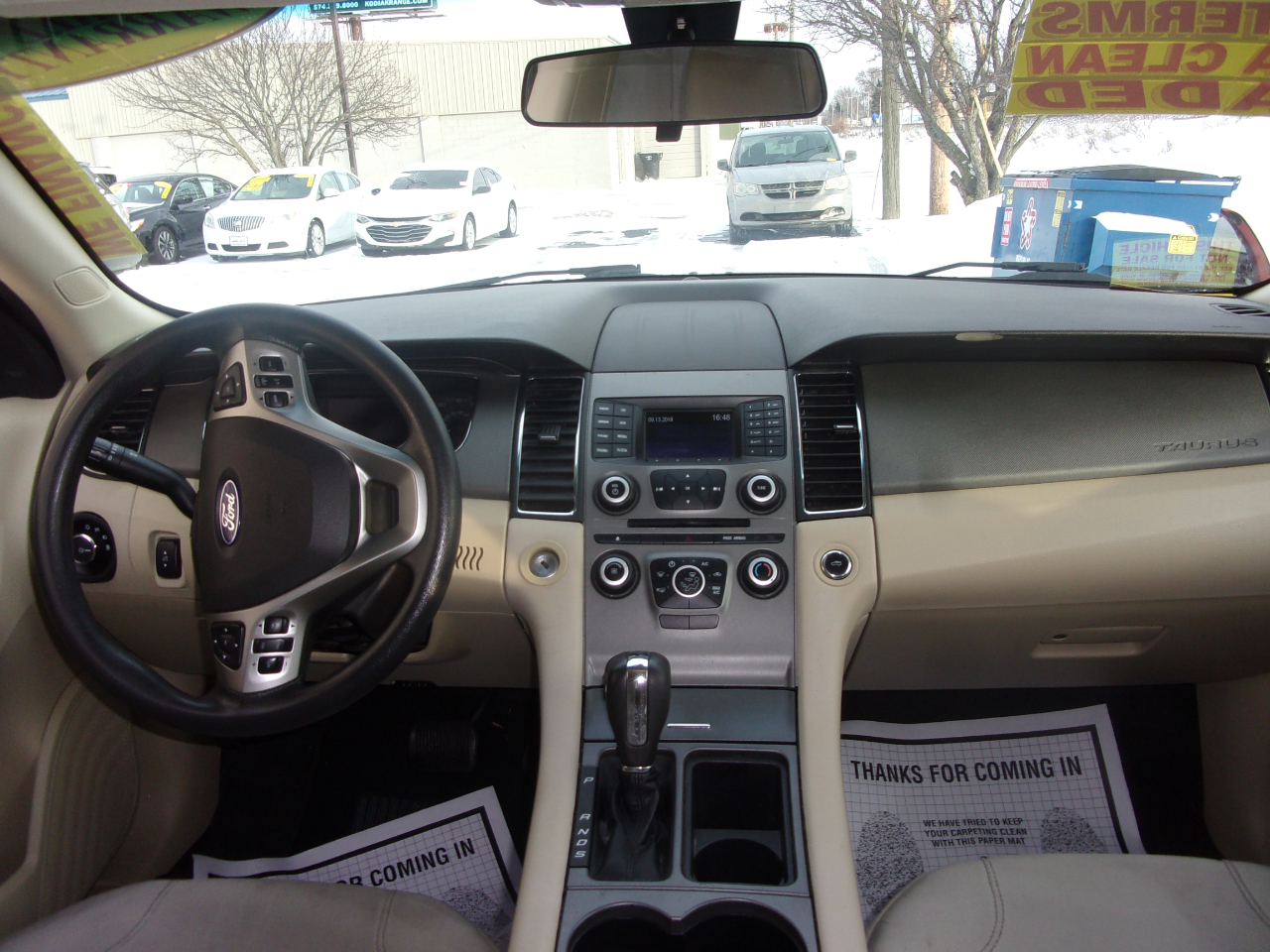 Ford Taurus SE FWD 2019