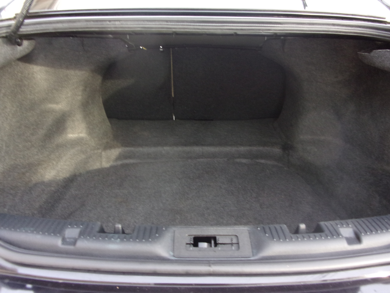 Ford Taurus SE FWD 2019