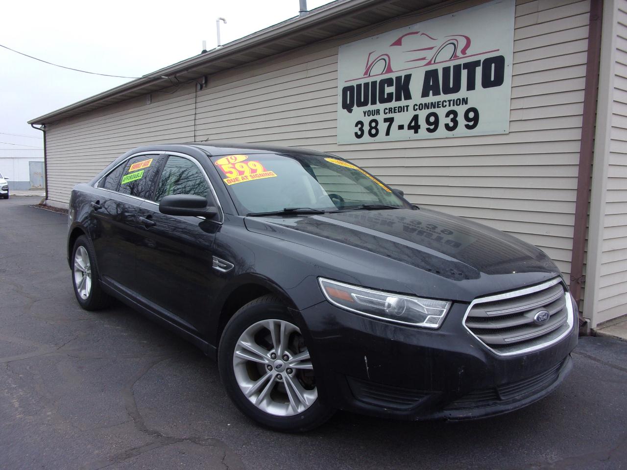 Ford Taurus SE FWD 2019