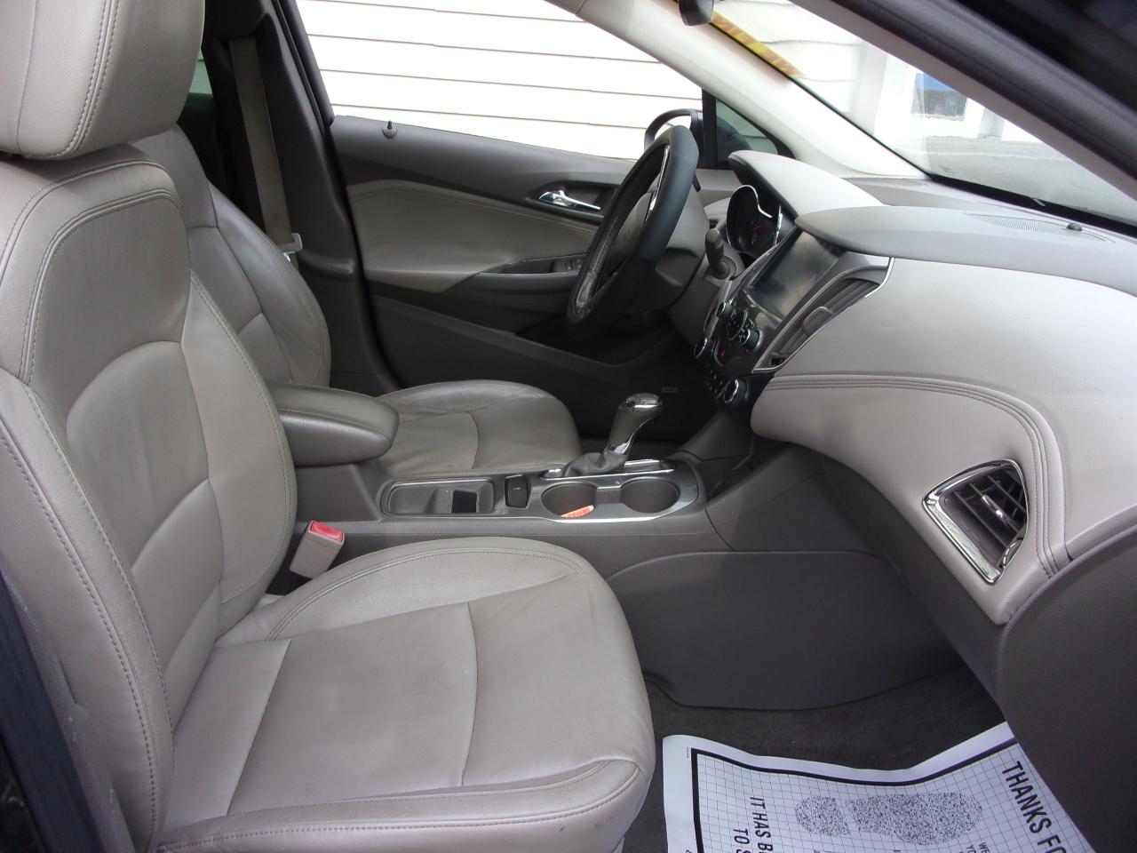 Chevrolet Cruze 4dr Sdn 1.4L Premier w/1SF 2017