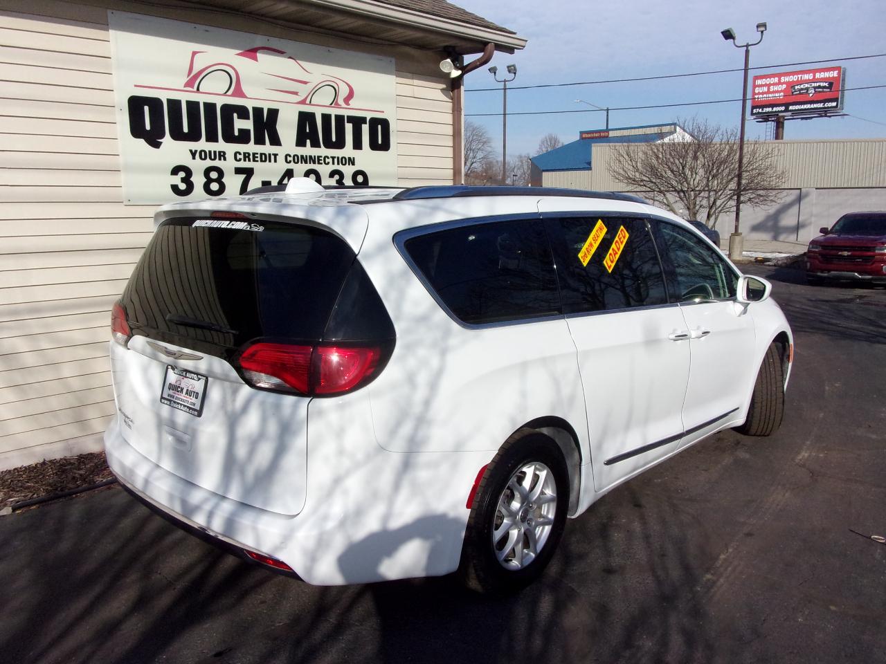 Chrysler Pacifica Touring L FWD 2020