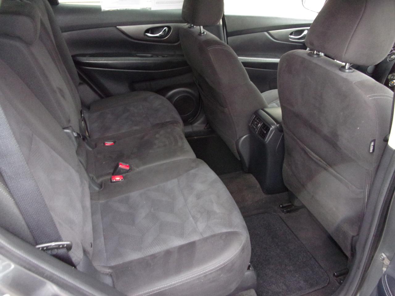 Nissan Rogue AWD 4dr SV 2015