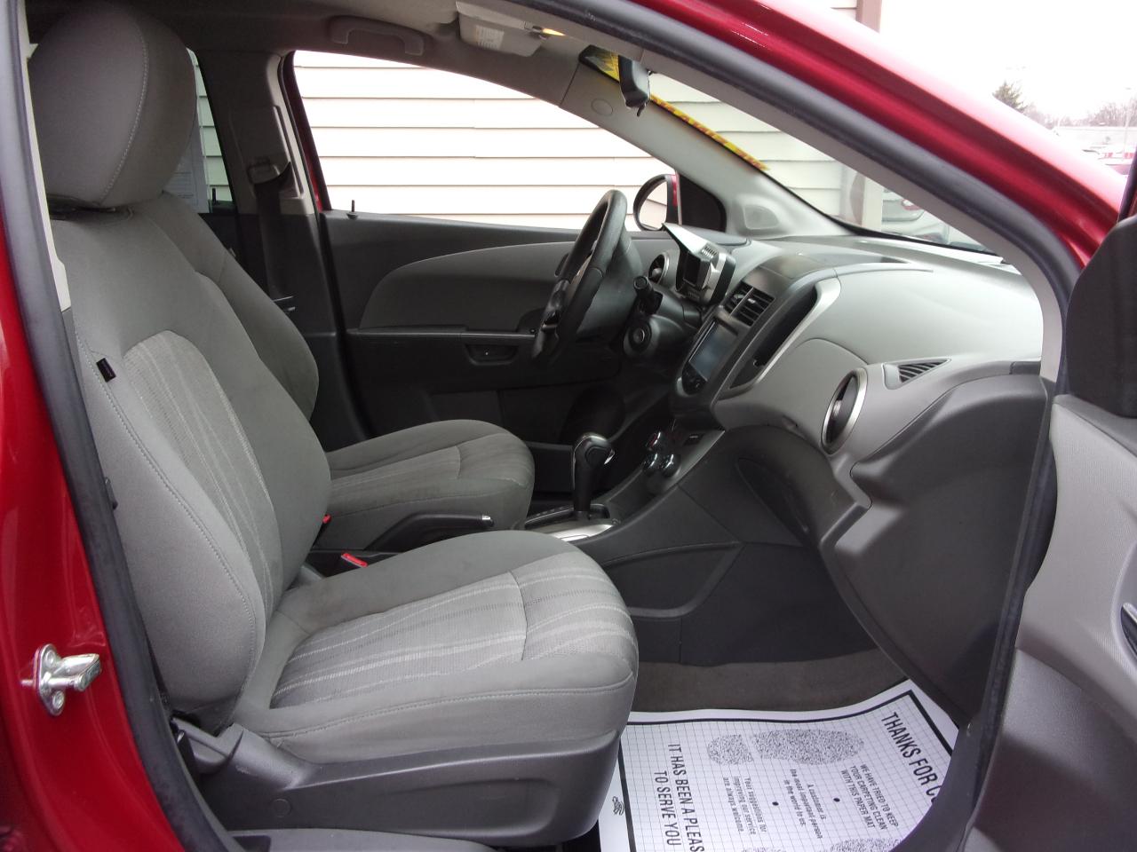 Chevrolet Sonic 4dr Sdn Auto LT 2015