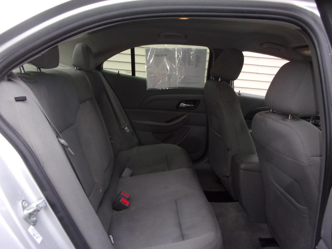 Chevrolet Malibu 4dr Sdn LS w/1LS 2015