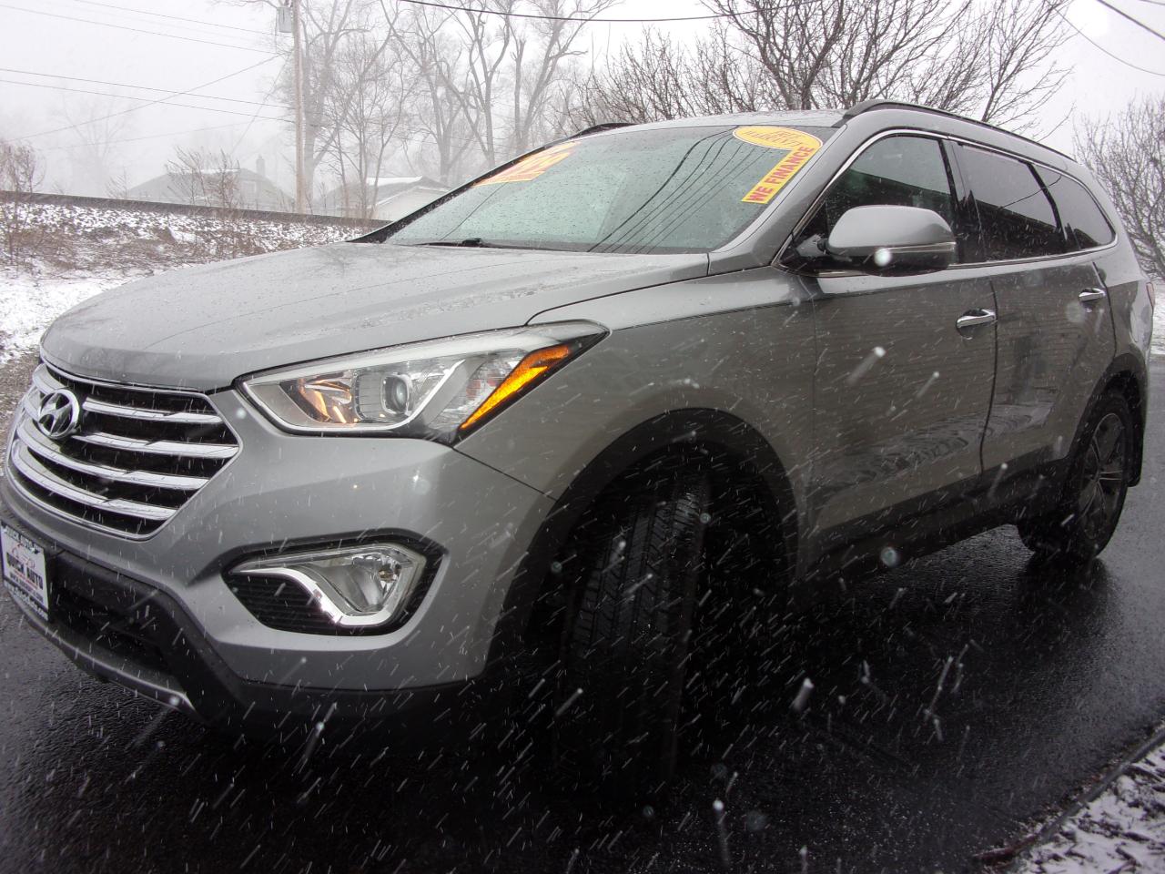 Hyundai Santa Fe FWD 4dr SE 2016