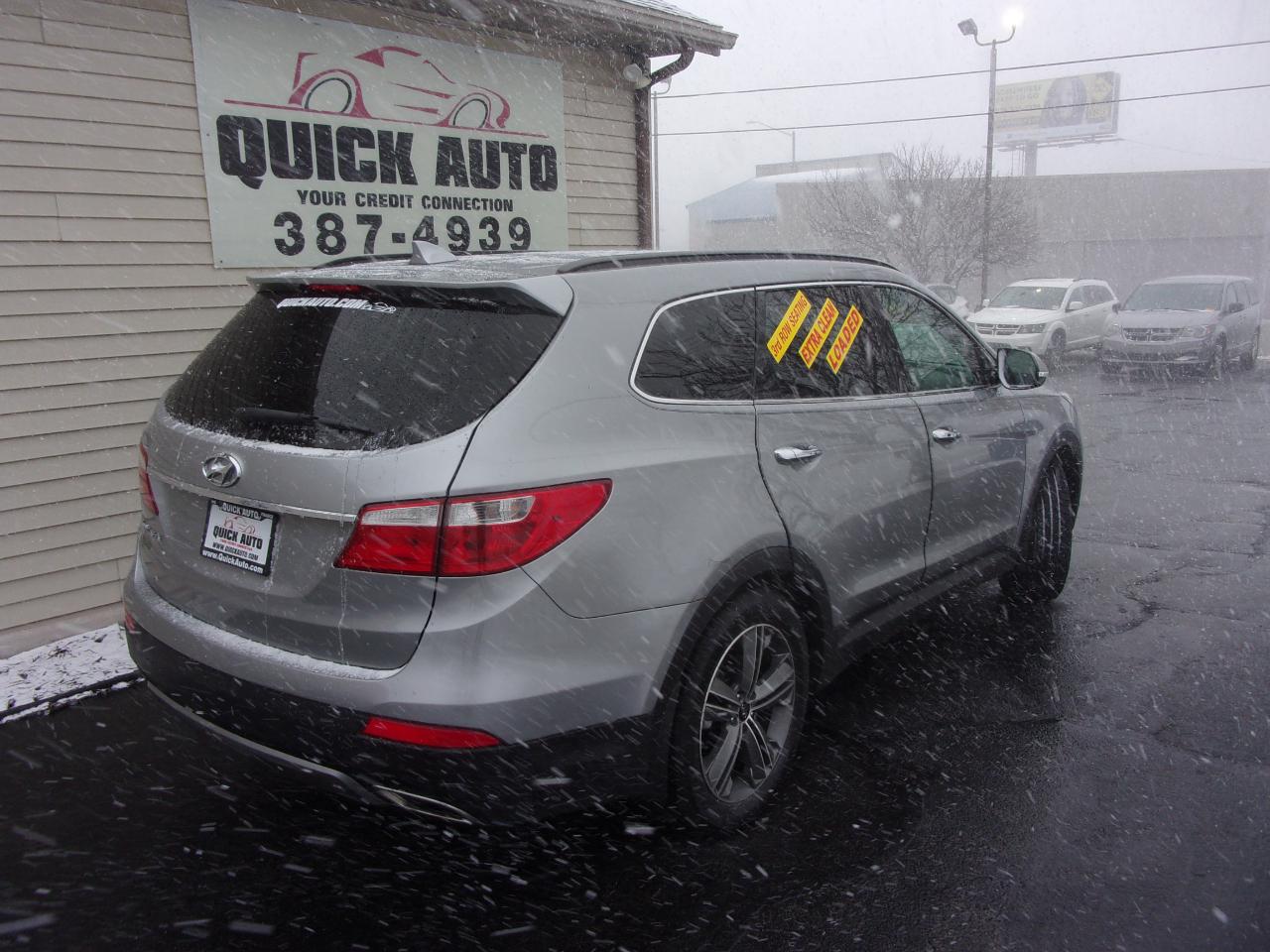 Hyundai Santa Fe FWD 4dr SE 2016