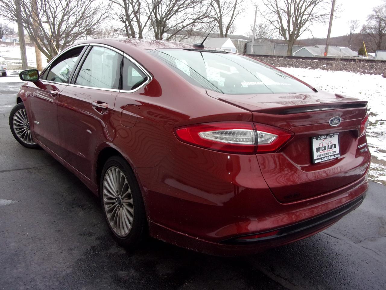 Ford Fusion 4dr Sdn Titanium Hybrid FWD 2014