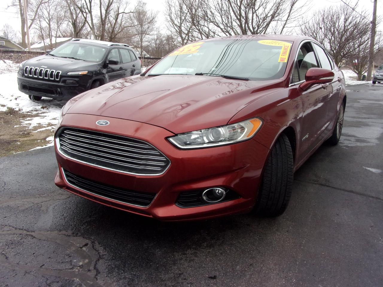 Ford Fusion 4dr Sdn Titanium Hybrid FWD 2014