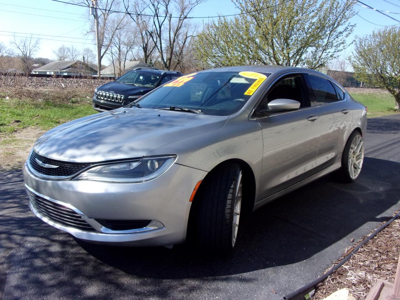 Chrysler 200 4dr Sdn Limited FWD 2016