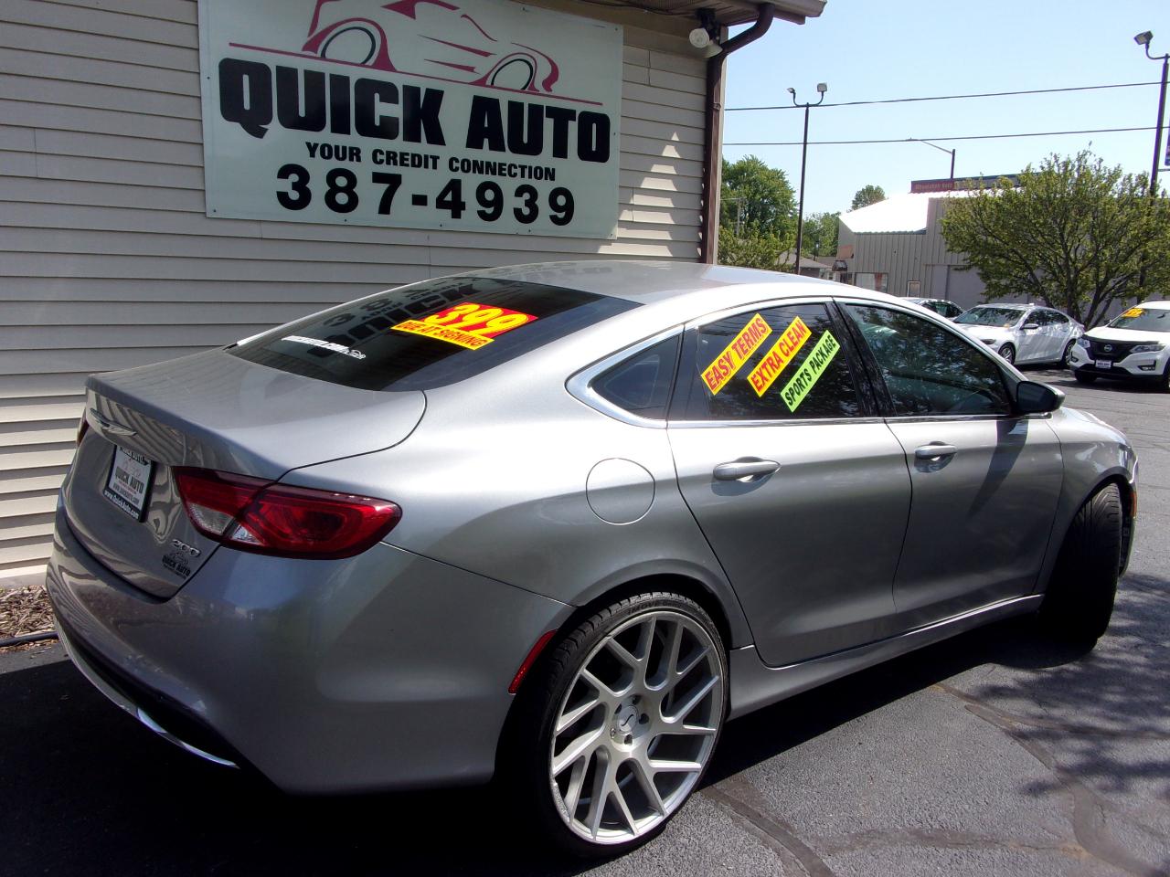 Chrysler 200 4dr Sdn Limited FWD 2016