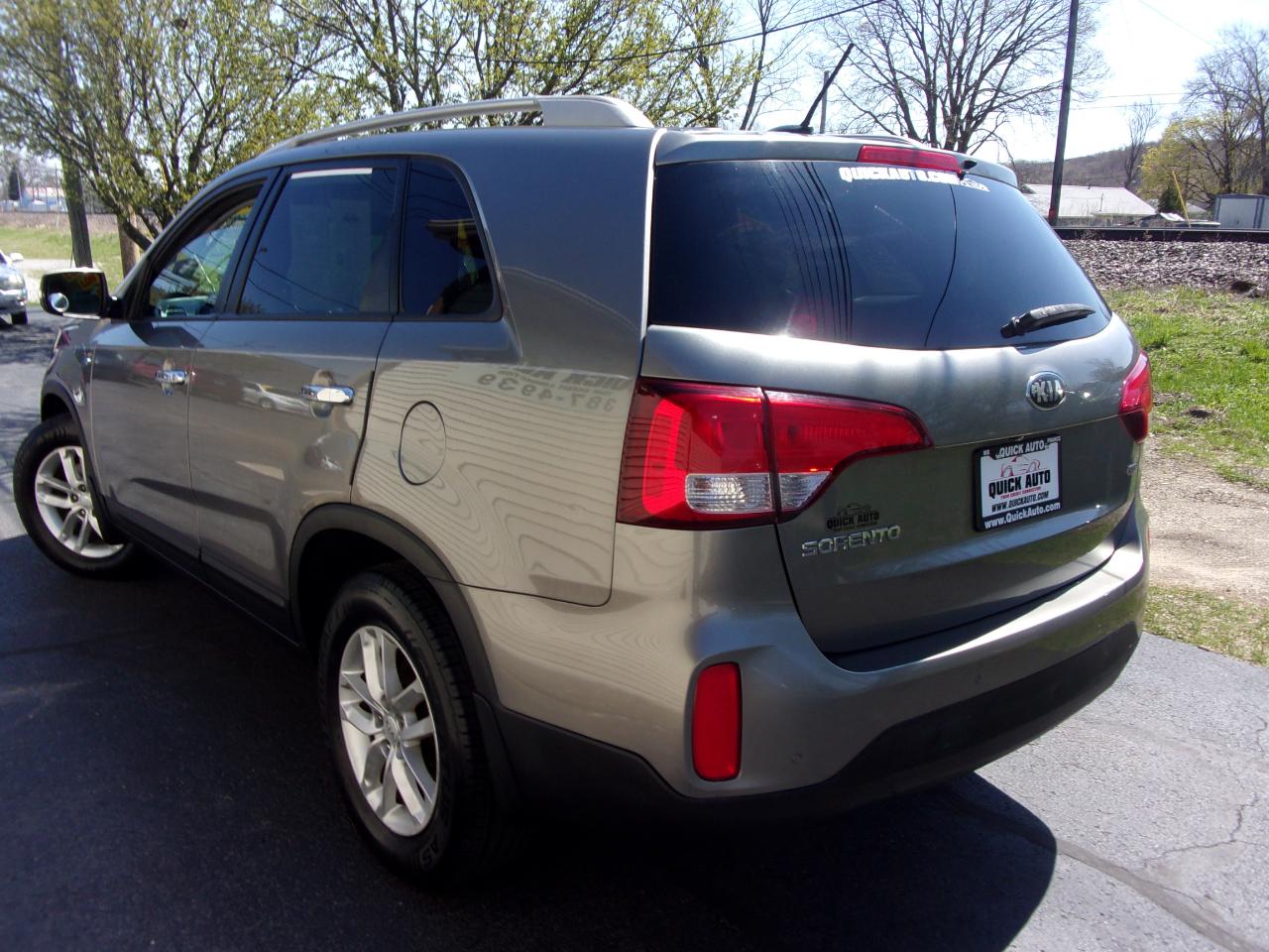Kia Sorento 2WD 4dr I4 LX 2015