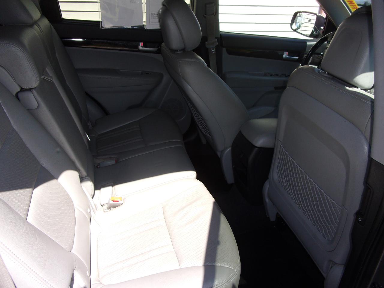 Kia Sorento 2WD 4dr I4 LX 2015