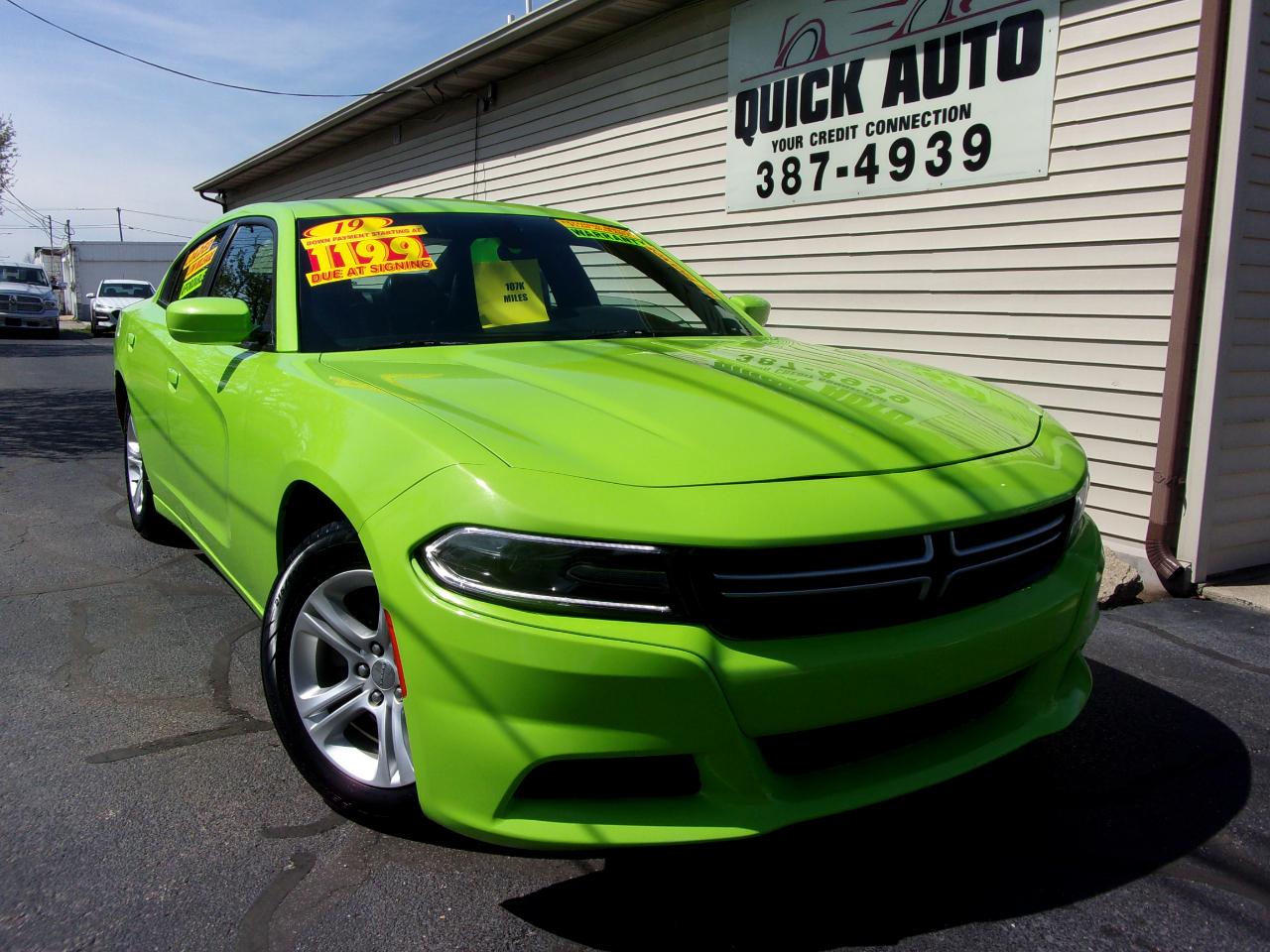 Dodge Charger SXT RWD 2019