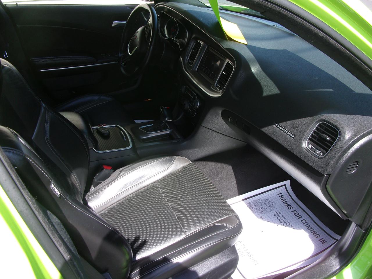 Dodge Charger SXT RWD 2019