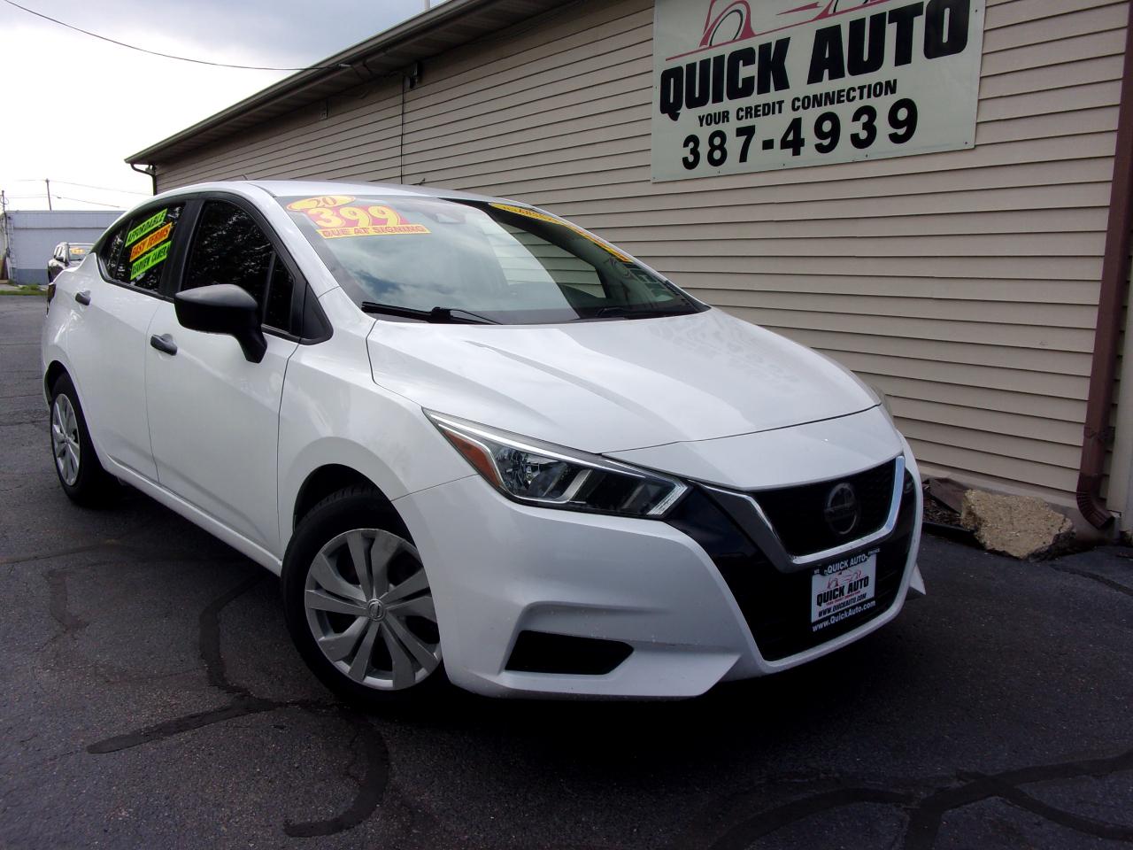 Nissan Versa S CVT 2020