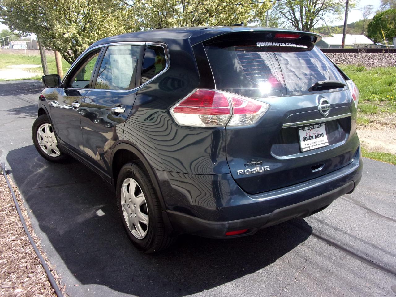 Nissan Rogue FWD 4dr S 2015