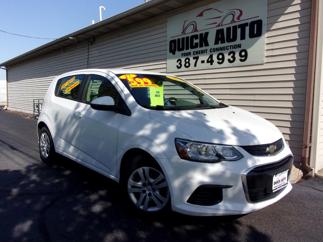 Chevrolet Sonic 5dr HB Auto LT w/1FL 2017