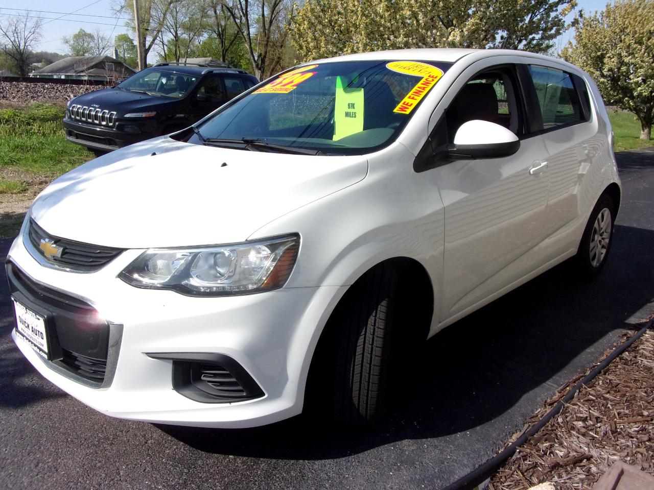 Chevrolet Sonic 5dr HB Auto LT w/1FL 2017