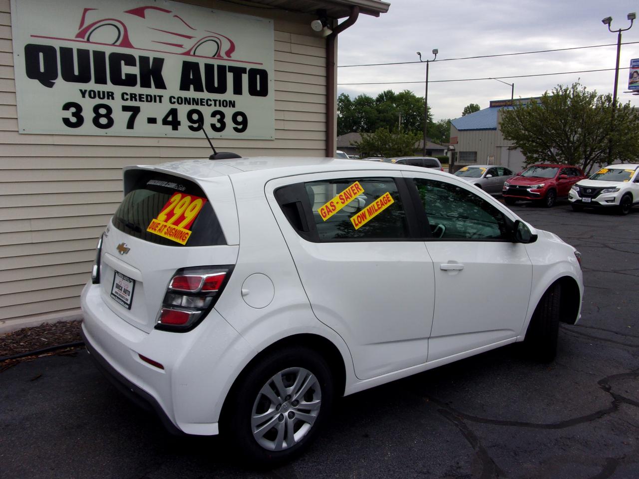 Chevrolet Sonic 5dr HB Auto LT w/1FL 2017