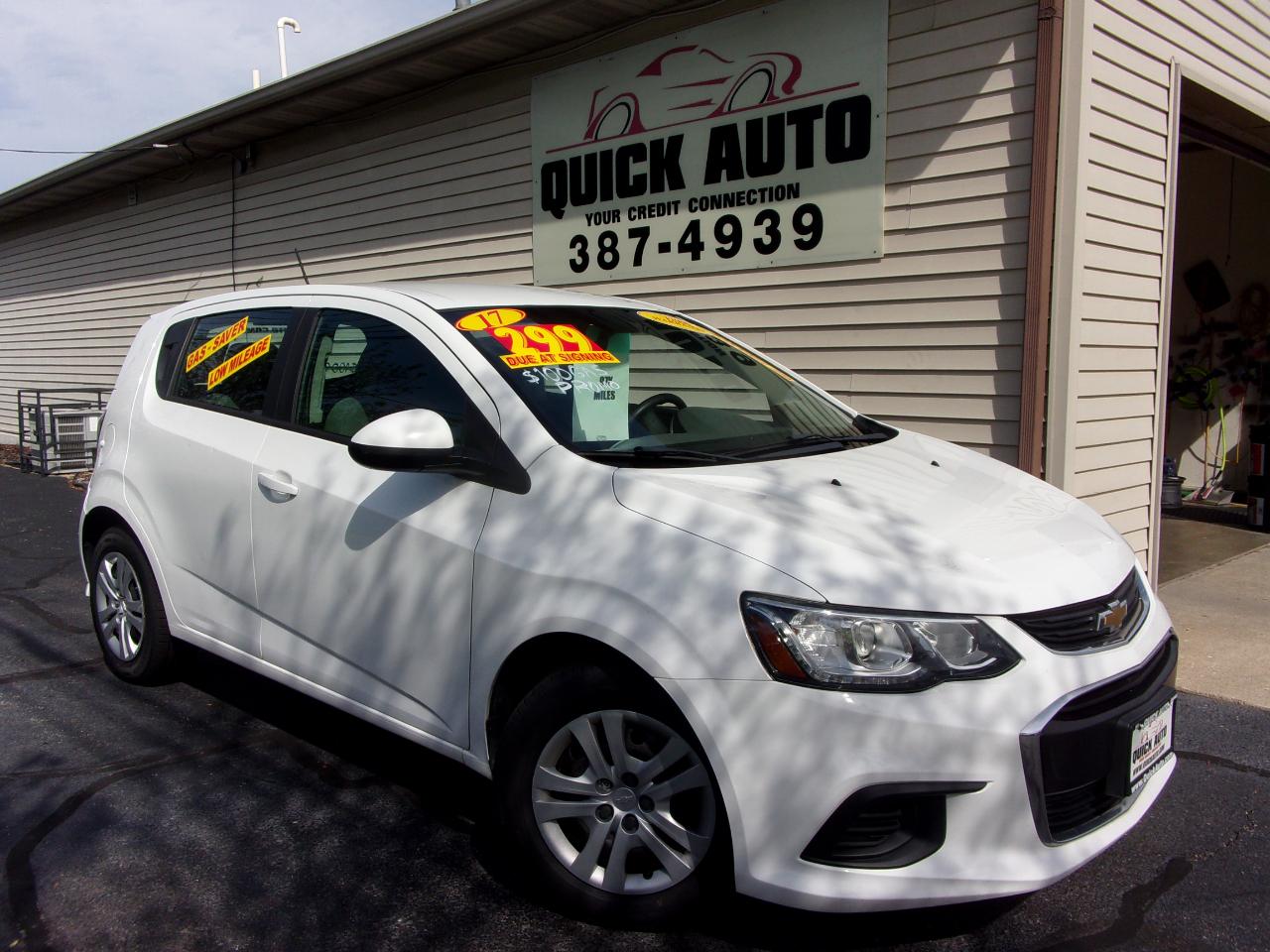 2017 Chevrolet Sonic 5dr HB Auto LT w/1FL