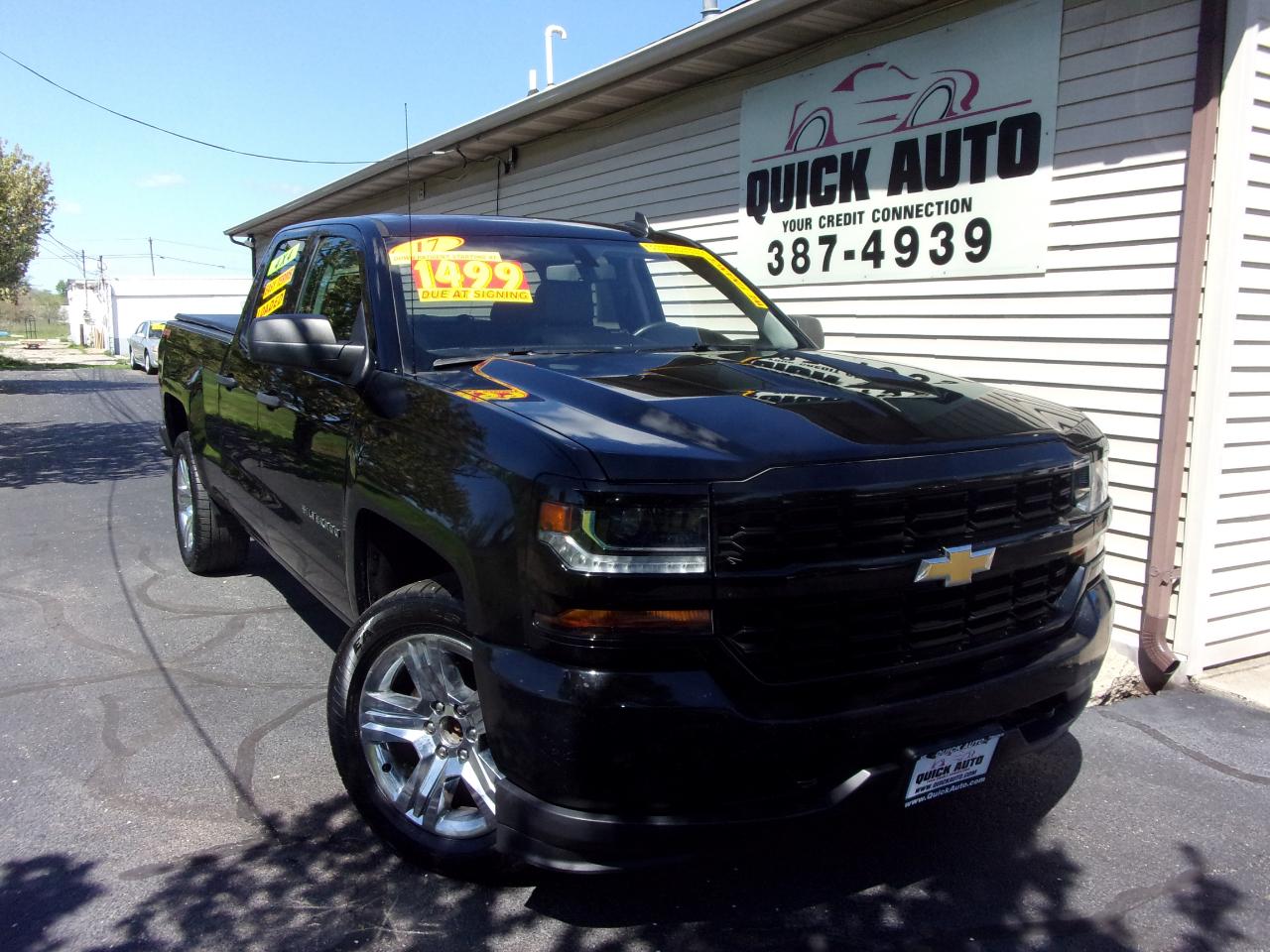2017 Chevrolet Silverado 1500 4WD Double Cab 143.5" Custom