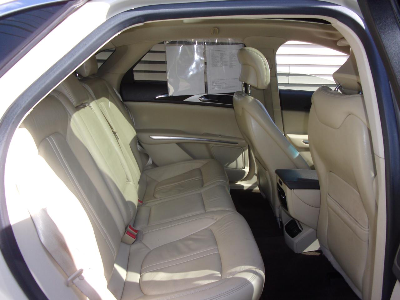 Lincoln MKZ 4dr Sdn FWD 2014