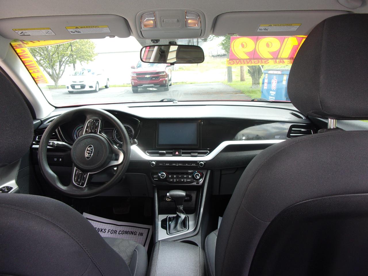 Kia Niro LX FWD 2020