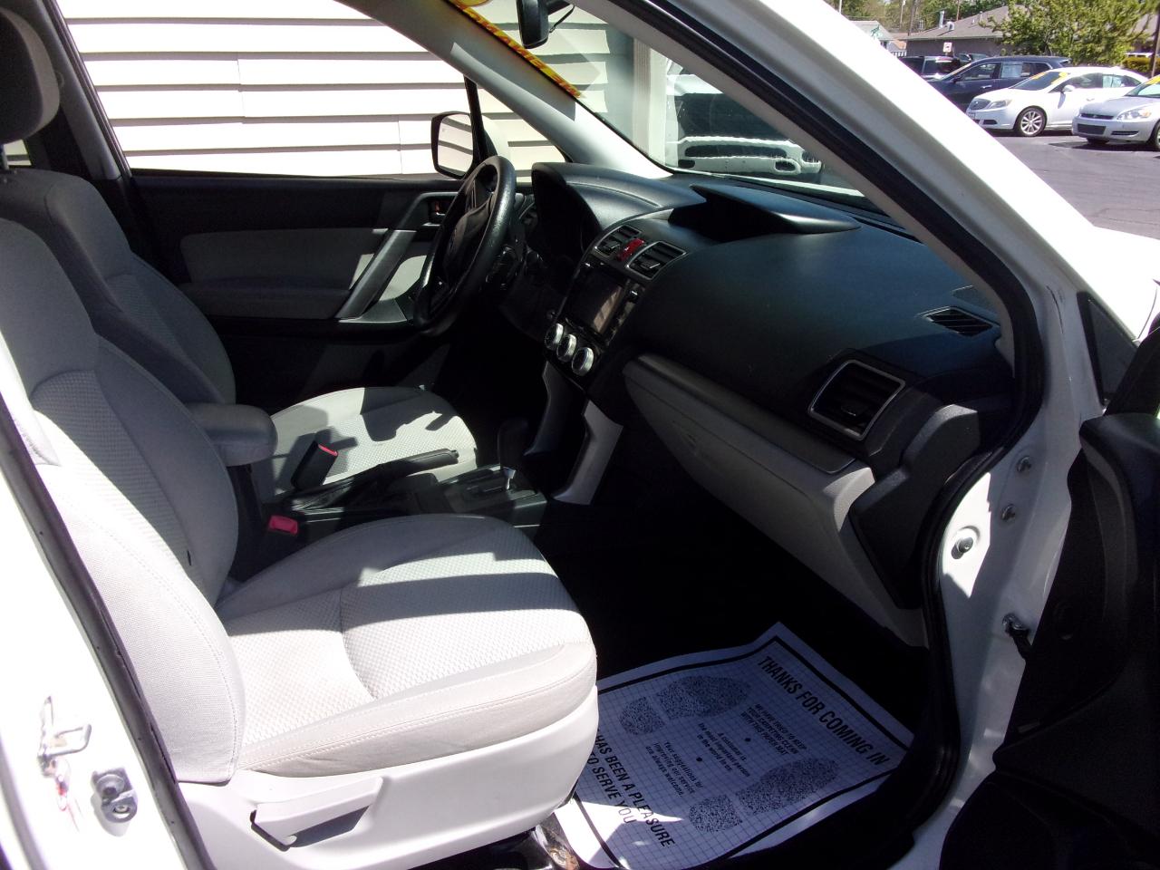 Subaru Forester 4dr CVT 2.5i Premium PZEV 2016